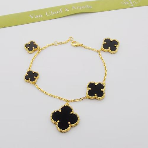 Van Cleef & Arpels bracelet lyh21 (6)